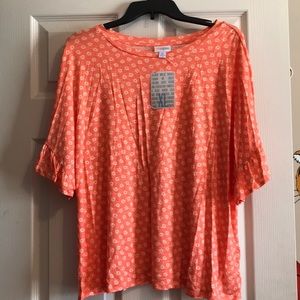 NWT lularoe Dahl top